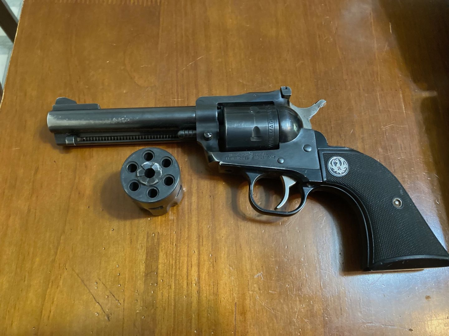 Ruger Single-Six 22 LR / 22 Mag 3