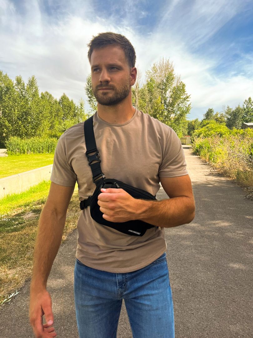 Conceal Carry Shoulder Bag 2