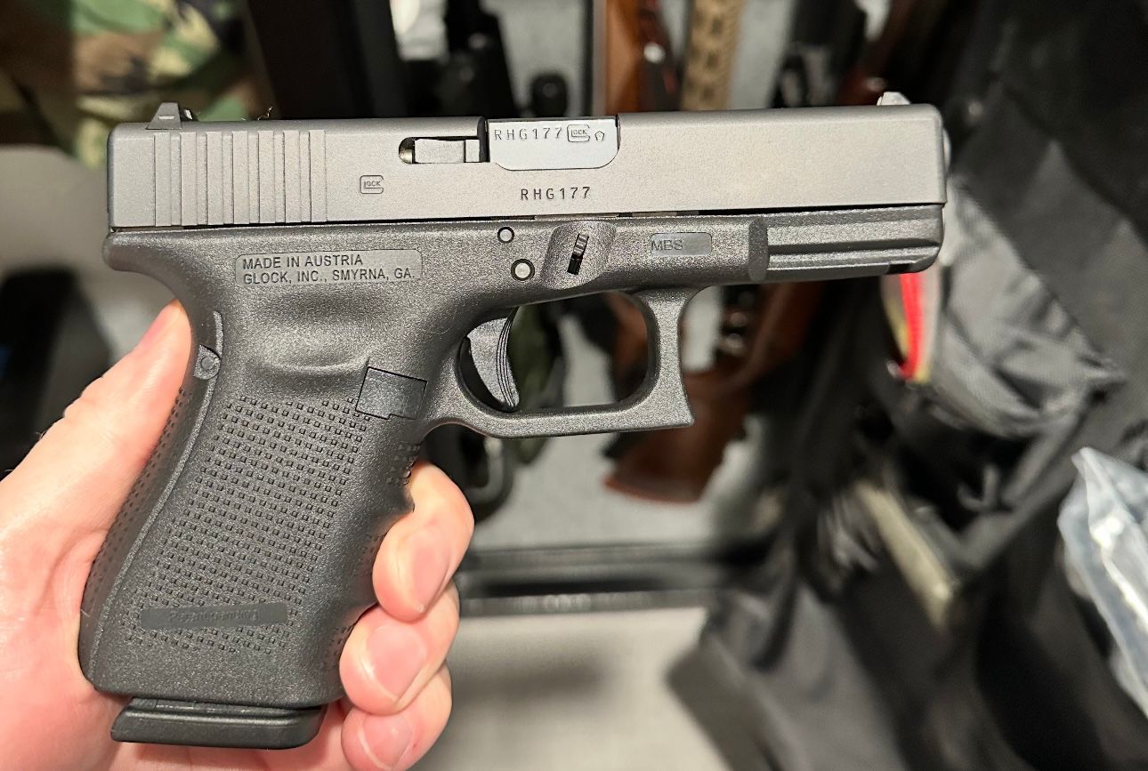 Glock 23 gen 4 .40 S&W