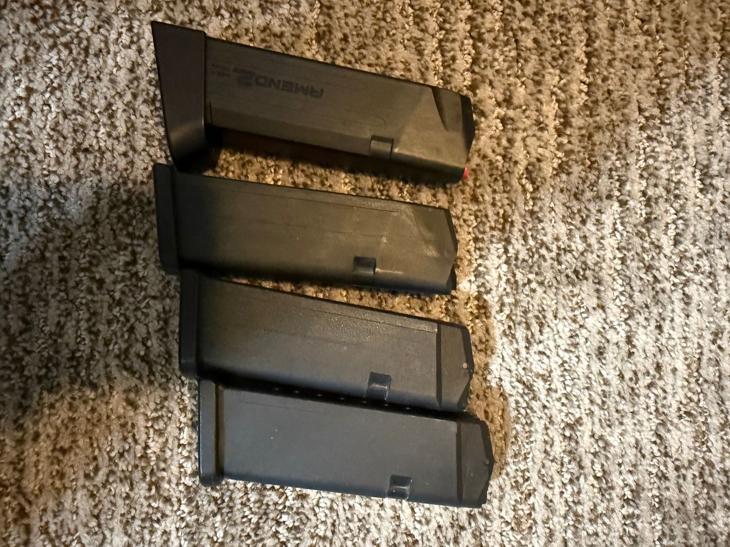 Glock 23 +Holster +Mags +Ammo 2