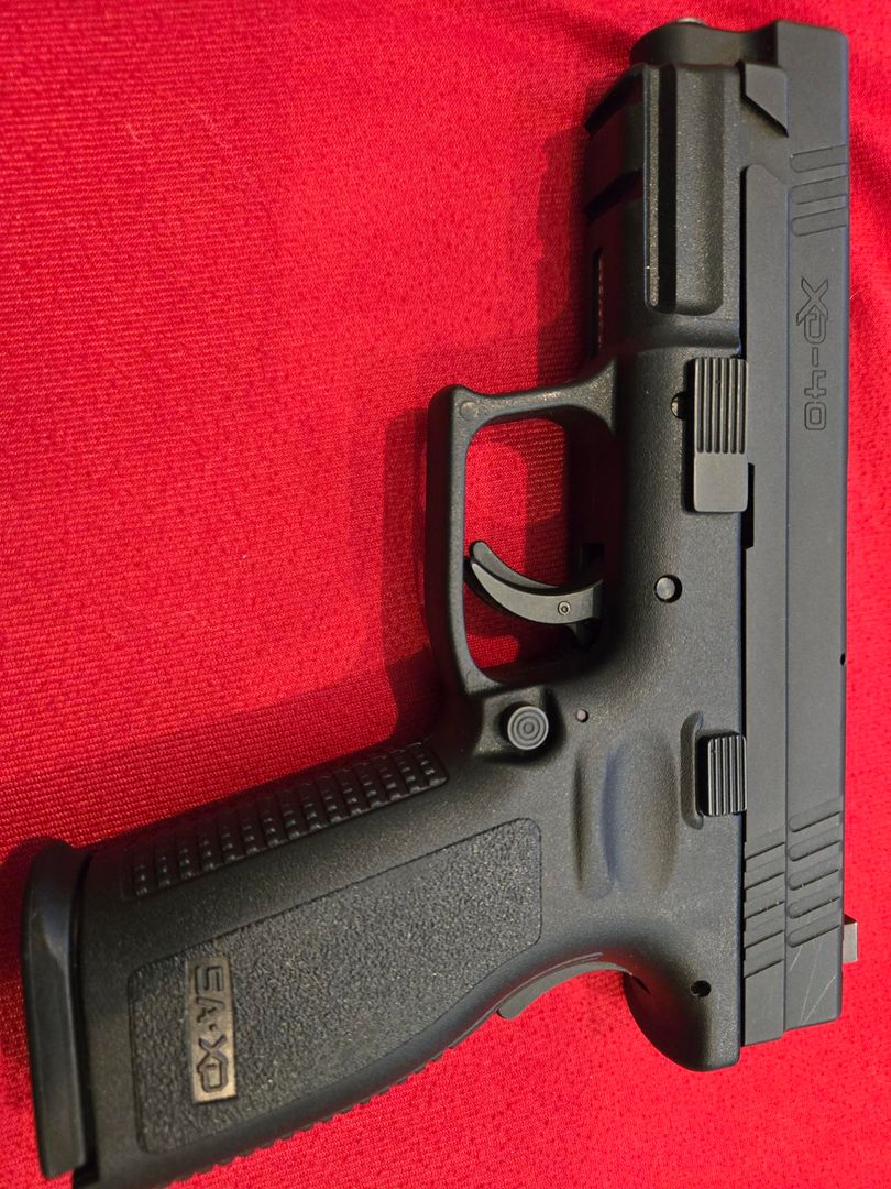 Springfield Armory XD40 plus Ammunition!