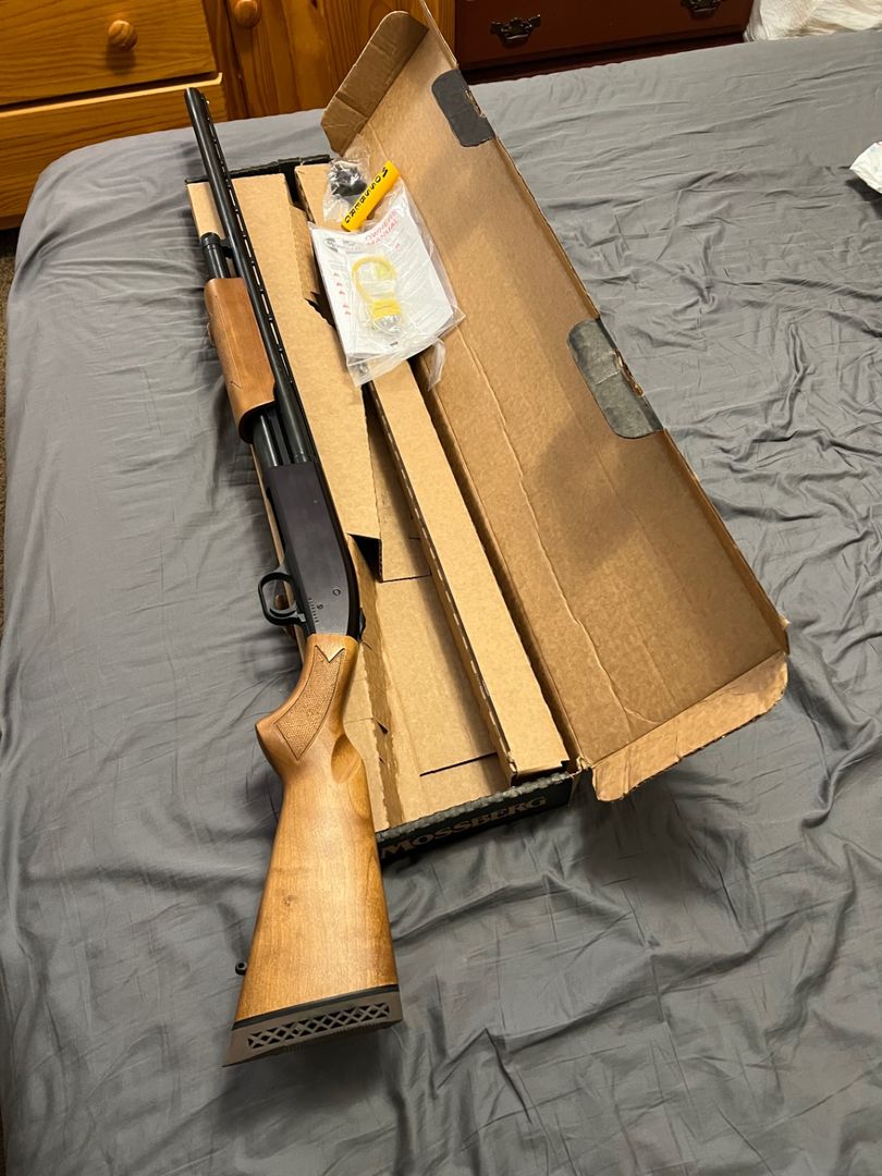 12 gauge shotgun moss berg 500