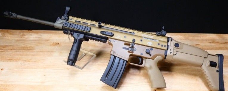 FN Scar 16S | 5.56 | FDE | 7 Mags & Case | 3