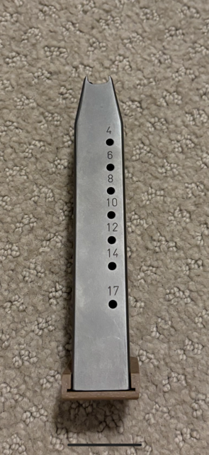 Beretta M9A3 9mm 17 Round Sand Resistant magazines 2