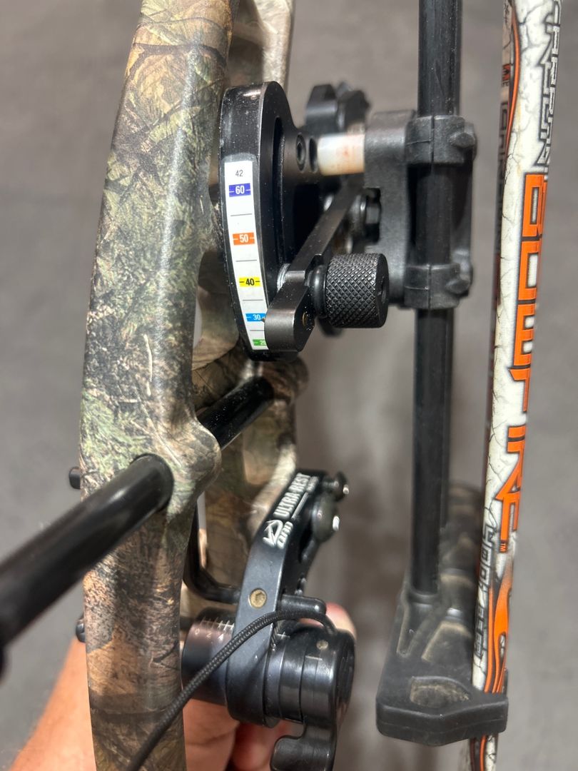 Hoyt charger rh sell or trade 50/60 pounds 3