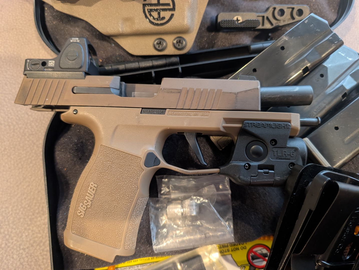 Sig P365 XL 9mm w/ RDS & Light + Accessories 2