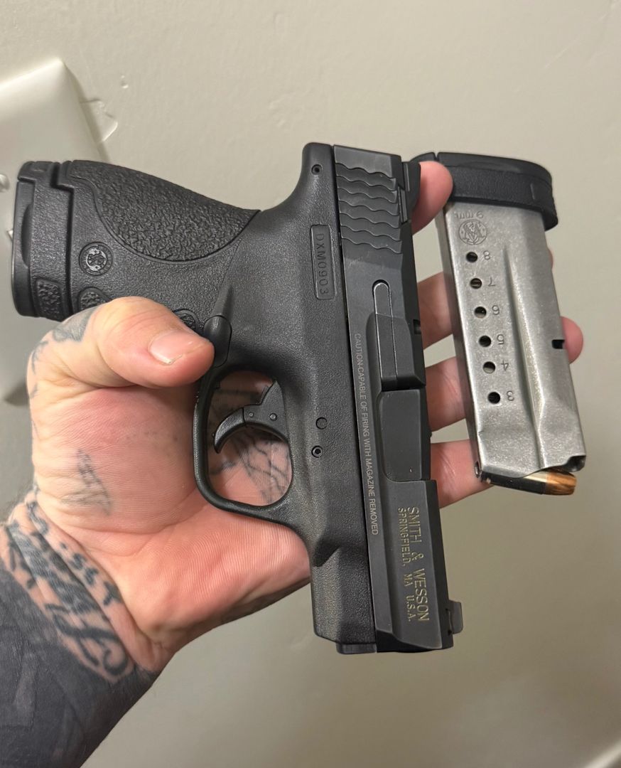 S&w shield 9 trade  2
