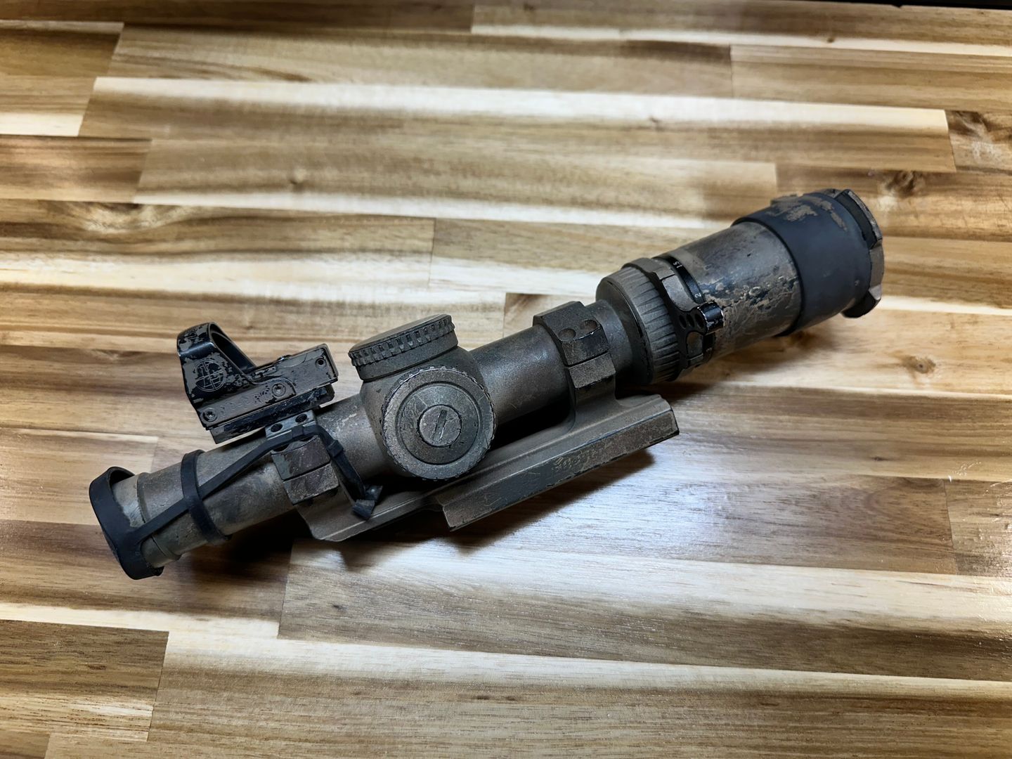 Vortex Viper PST Gen II 1-6x24 + Leupold Delta Point Pro 2