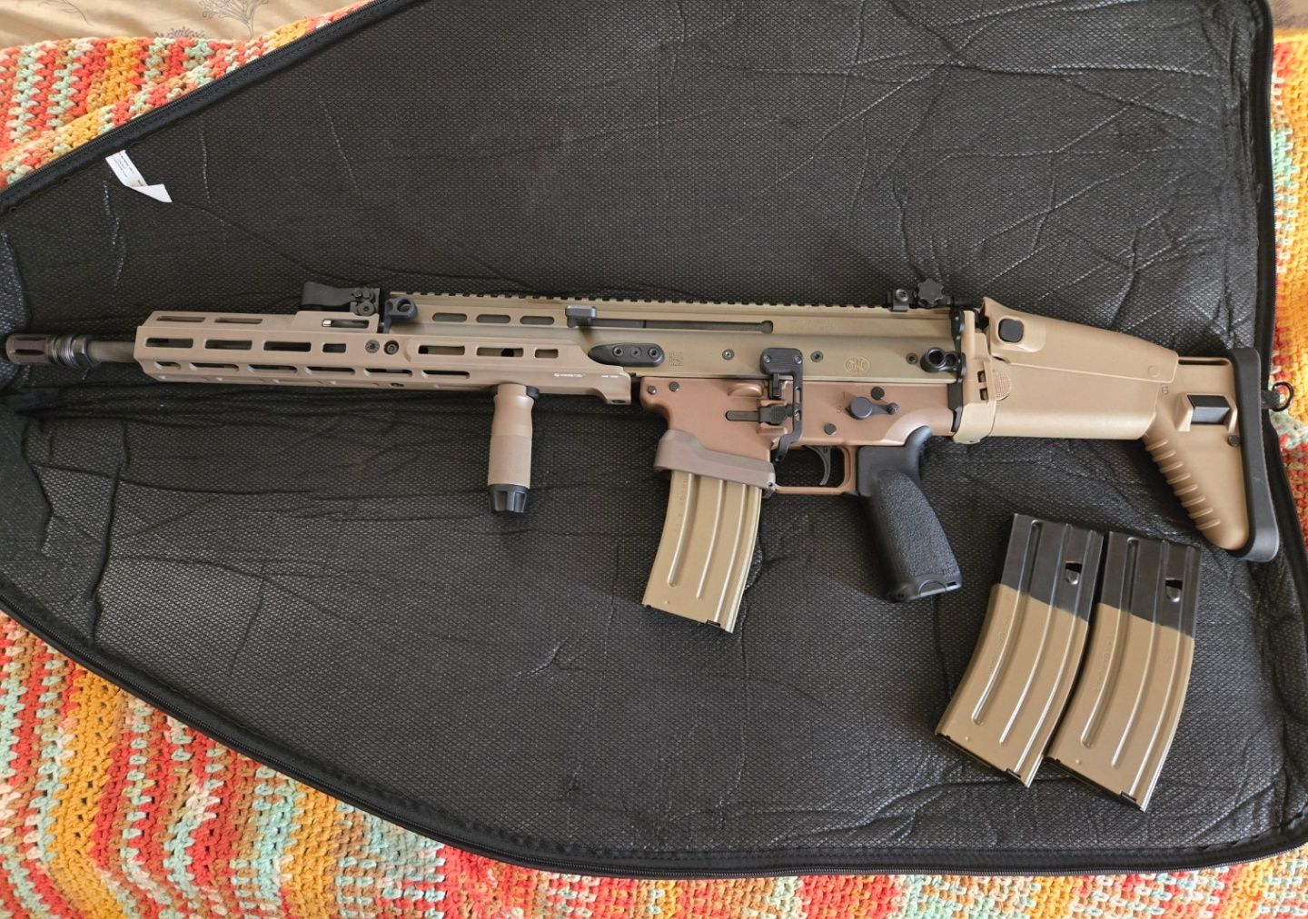 FN Scar 16s 5.56