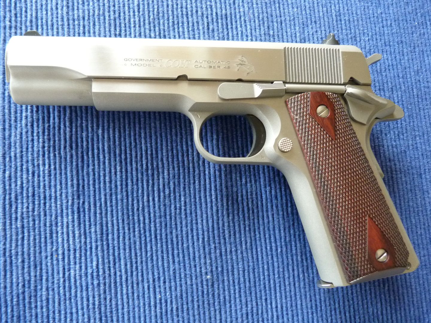 Colt 1911 Stainless Government Model 45 ACP w 3 Mags - As New!