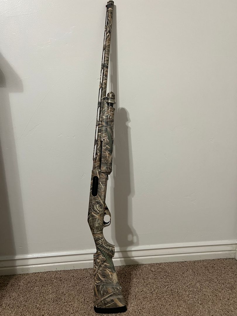 Benelli NOVA 12 Gauge RealTree Max-5