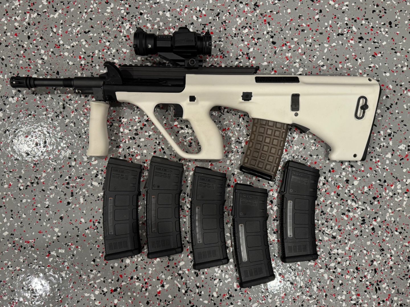 Steyr Aug A3 M1 + Mags/Optic 2