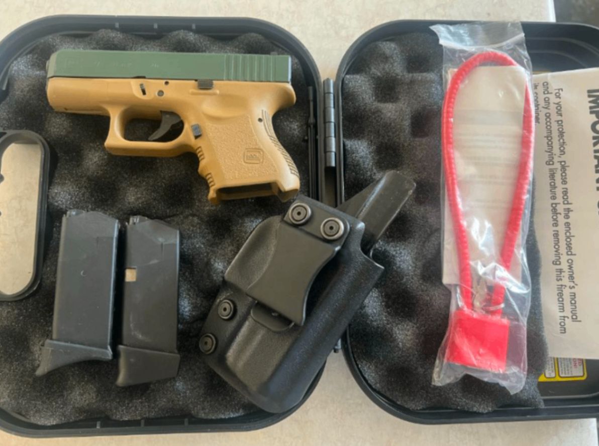 Glock 27 (Gen 3) – .40 S&W 2