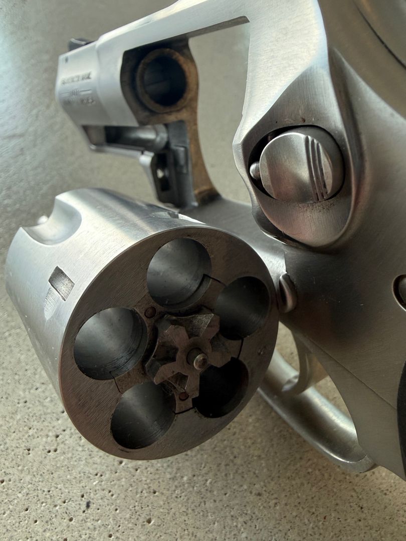 Ruger SP101 .357 mag 4