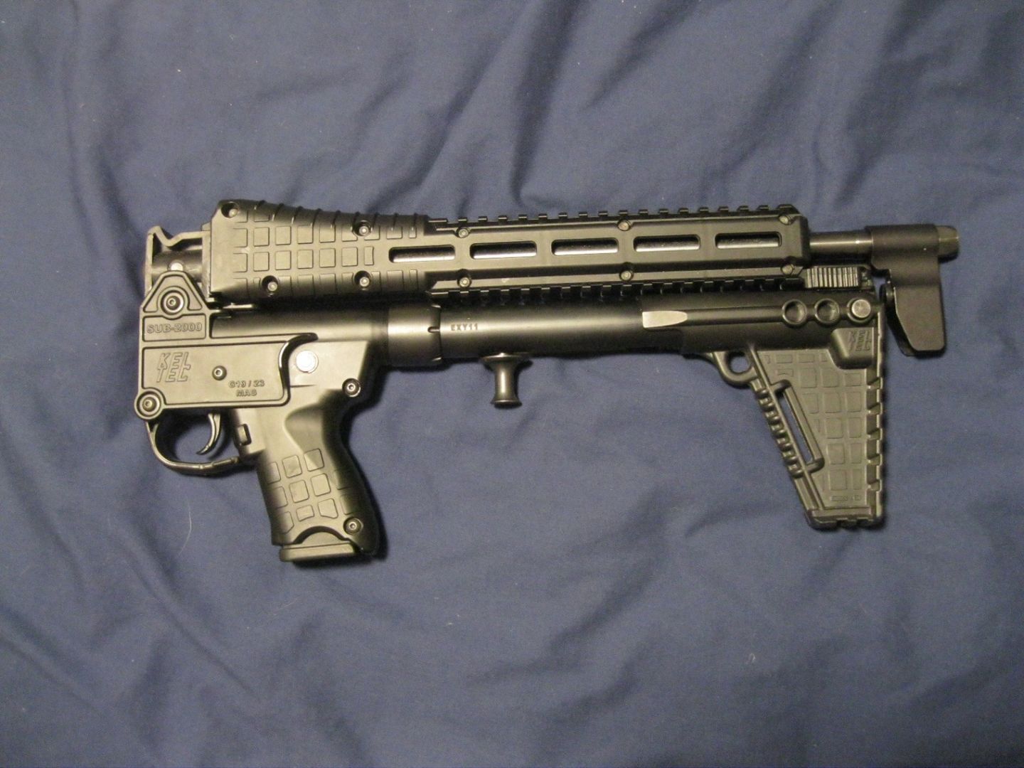 Keltec 2000 40 Cal SW Folding Rifle 3