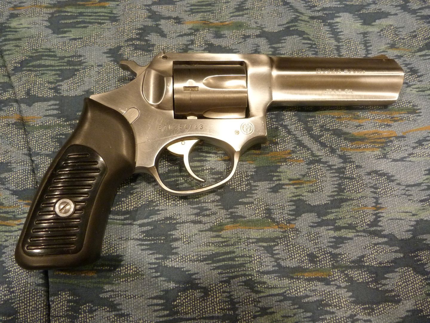 Collectable Ruger Stainless SP101 22 Cal Revolver - Mint! - 1990