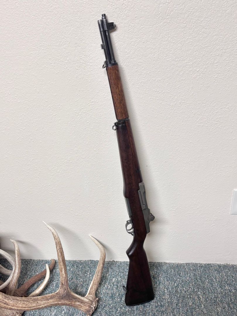 WW2 1943 Winchester M1 Garand - Clean - Lockbar Sights