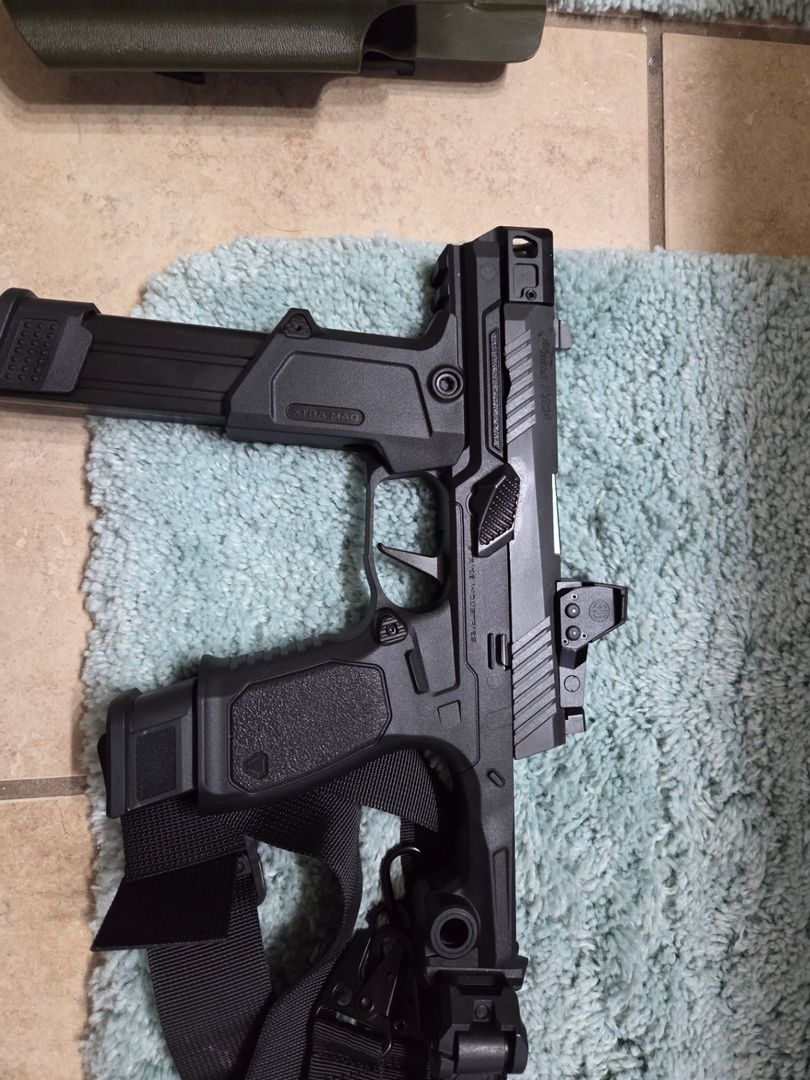 Sig Sauer P320 SMC Bravo complete package trade for Hellcat package 2