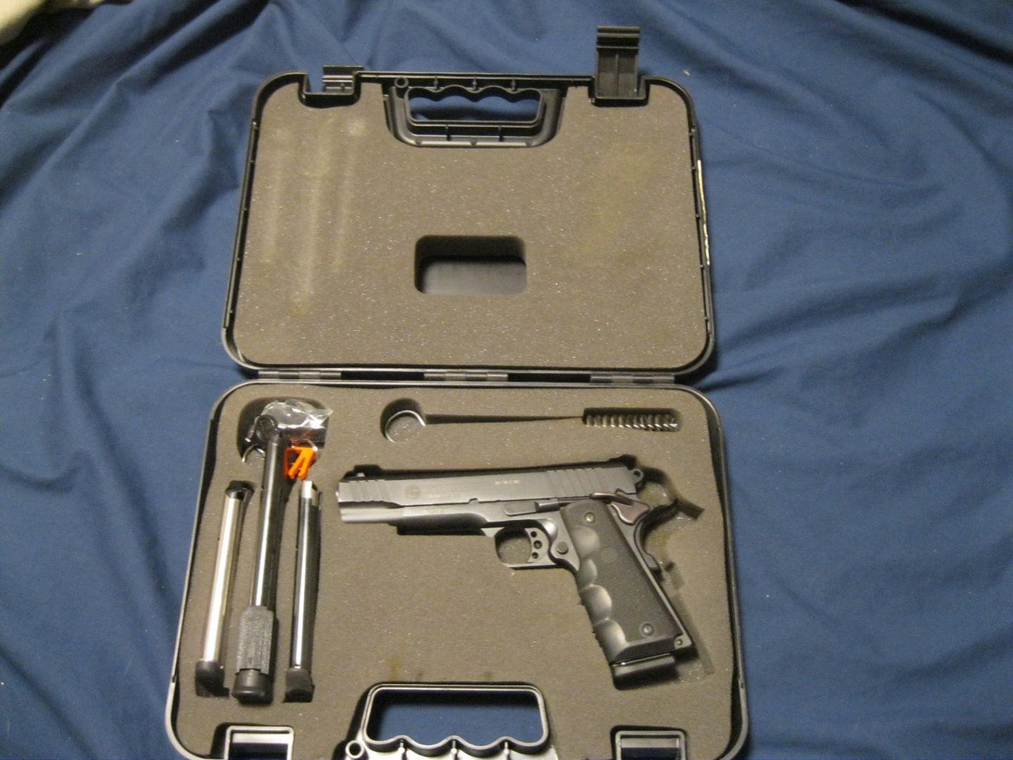 Taurus PT-1911 45 ACP
