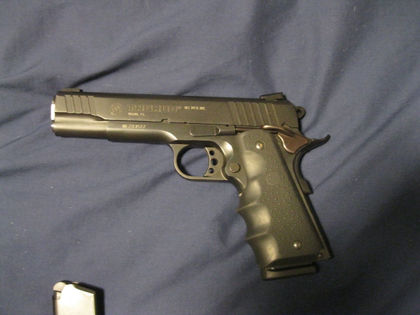 Taurus PT-1911 45 ACP 2