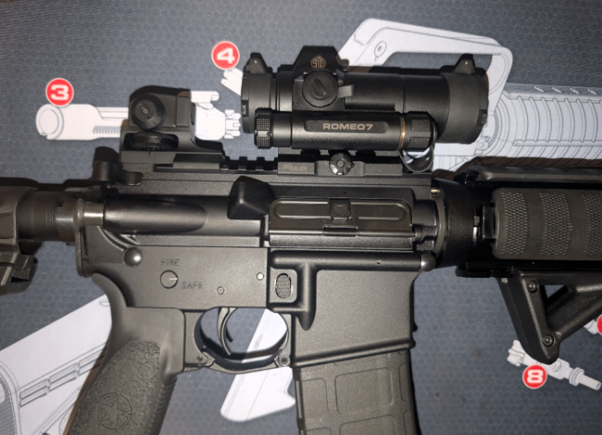 UTG SUPER SLIM FIXED REAR IRON SIGHT  2