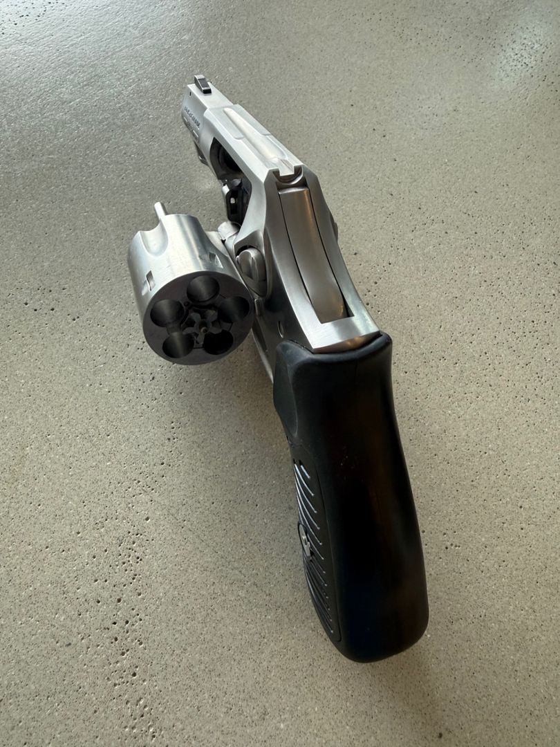 Ruger SP101 .357 mag 3