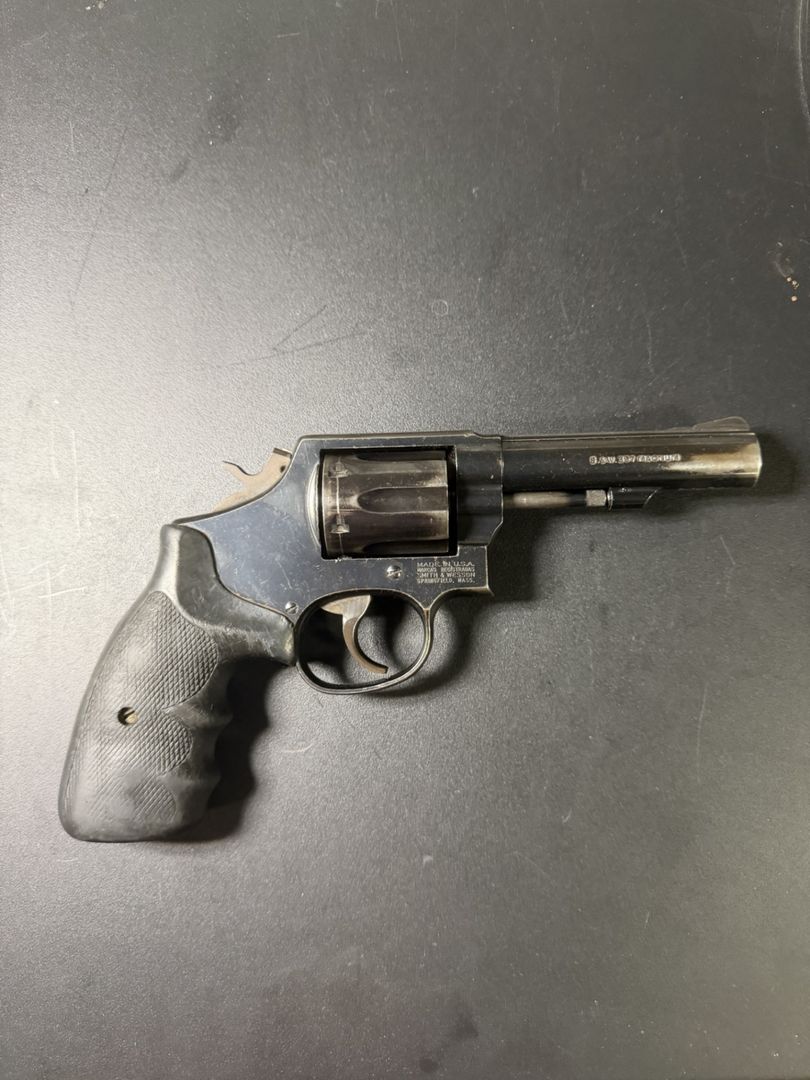 Smith & Wesson S&W 13-4 2