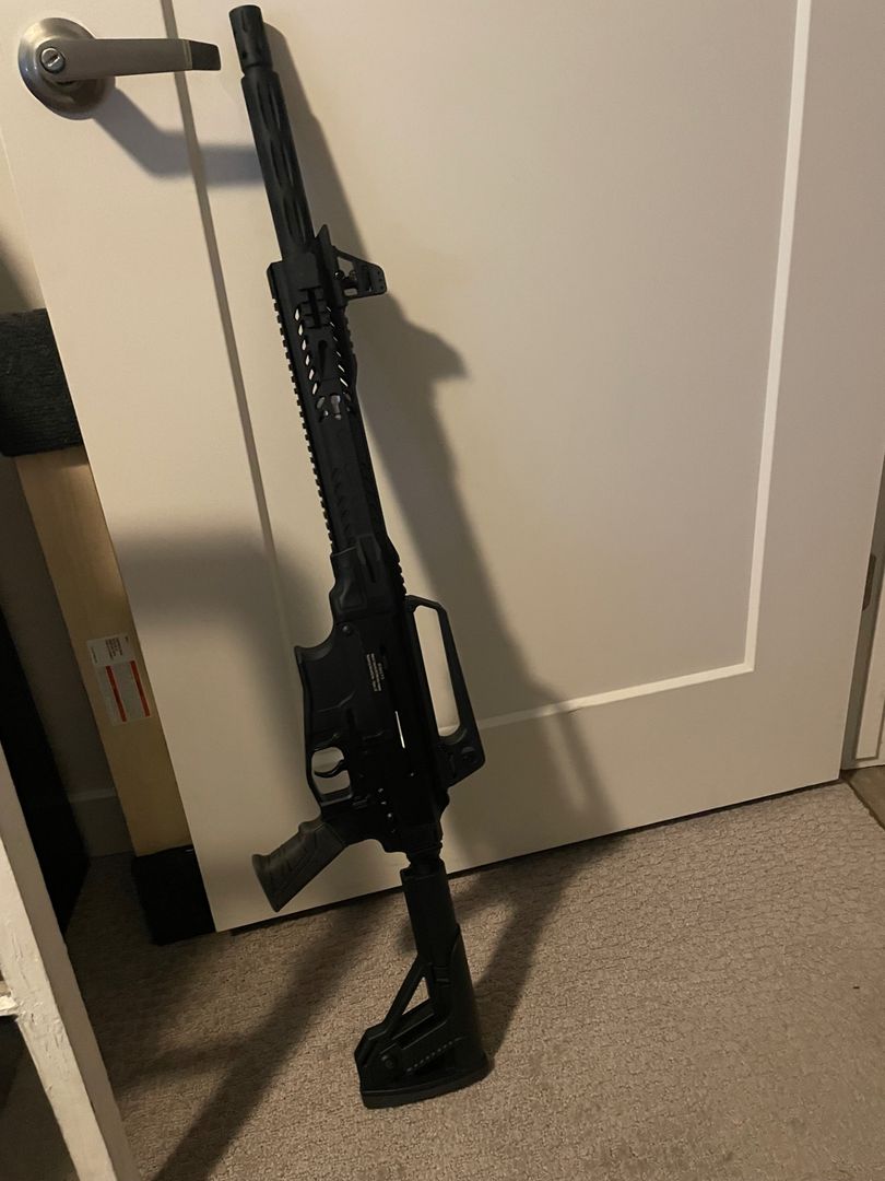 12 gage semi shotgun  2