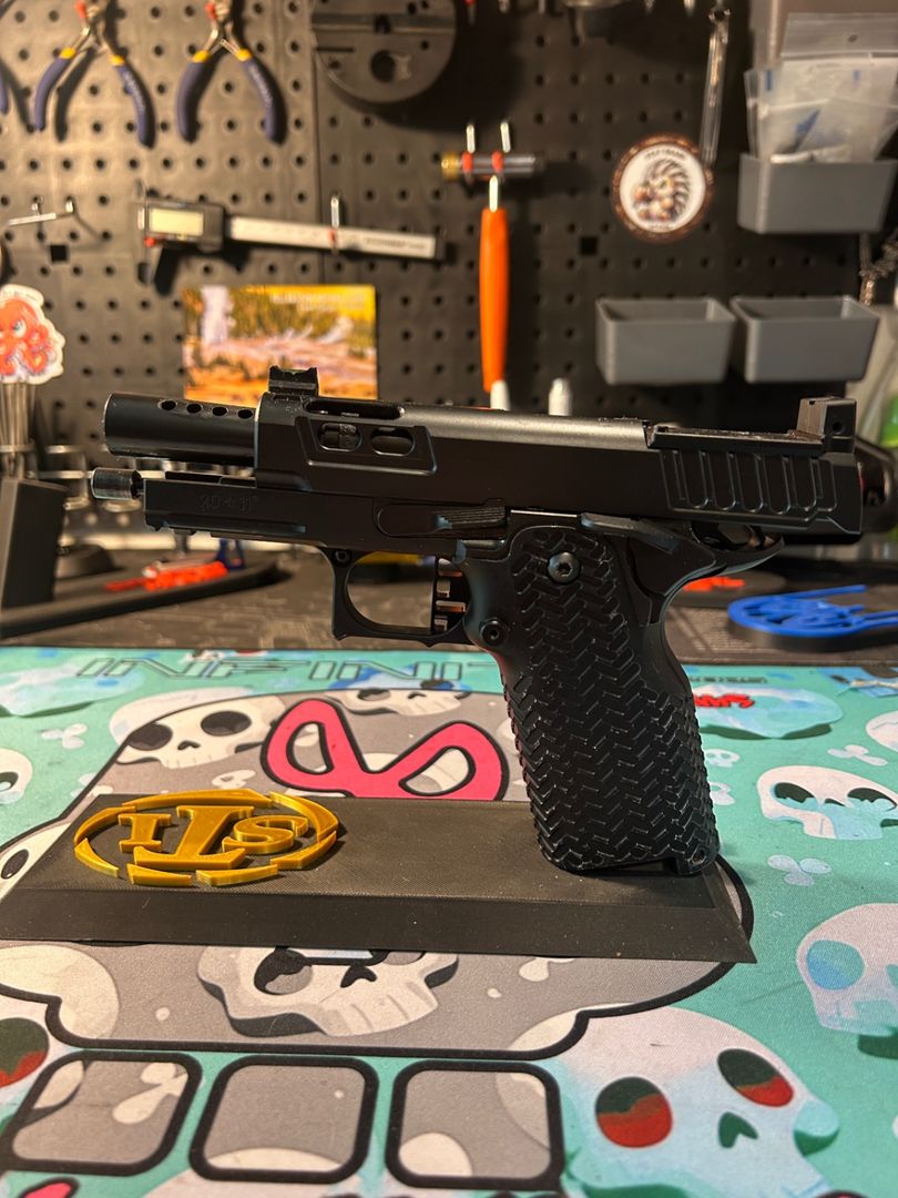 STI DVC C 2011 W/Cheely Grip 5