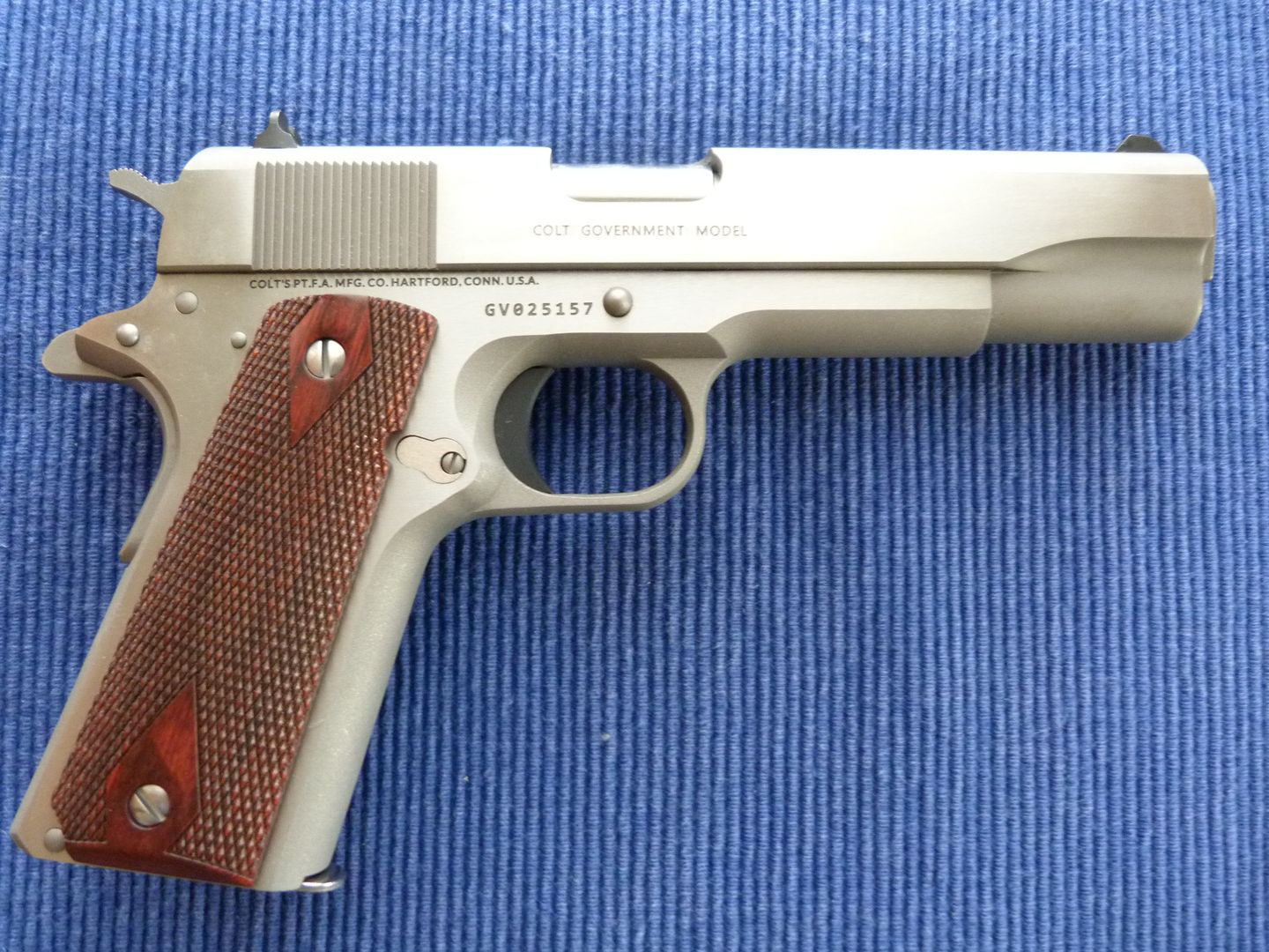 Colt 1911 Stainless Government Model 45 ACP w 3 Mags - As New! 2
