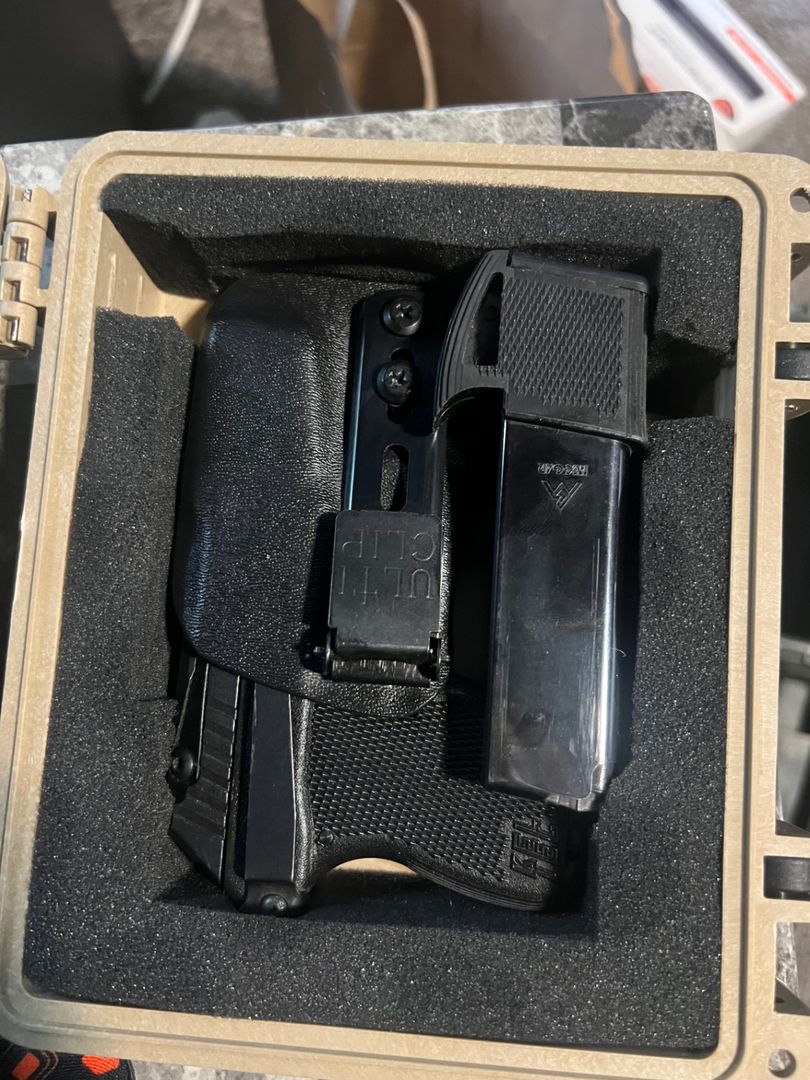 Keltec P3AT EDC Kit (380) 4