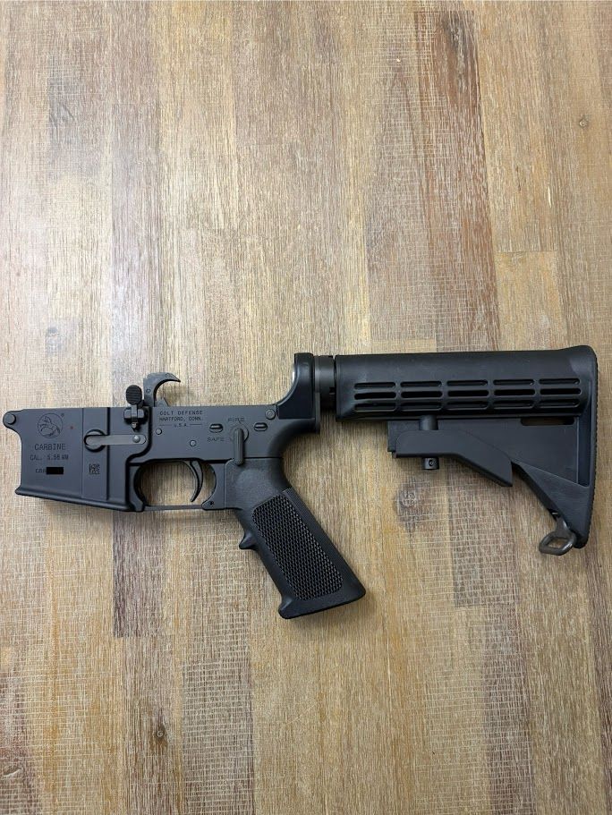 Colt M4 complete lower receiver, "Carbine" marked. 