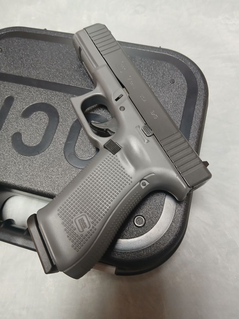 Glock 17 Gen5 4