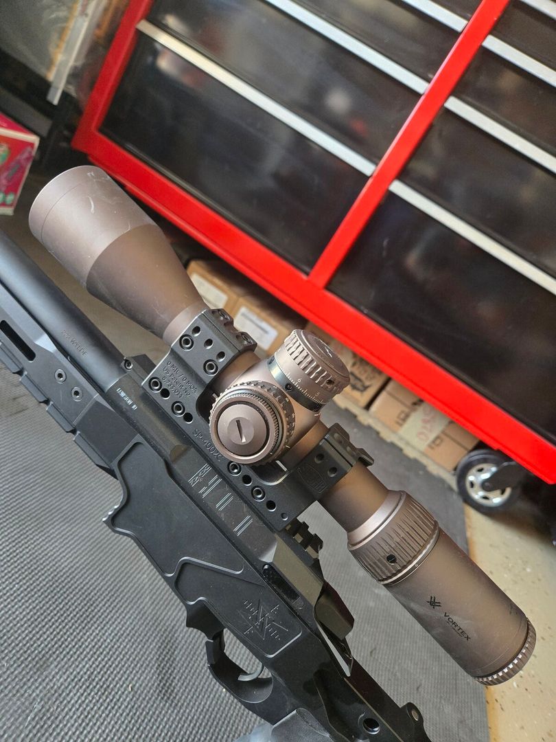 Vortex Razor HD Gen 2 3-18x50 Mrad 4