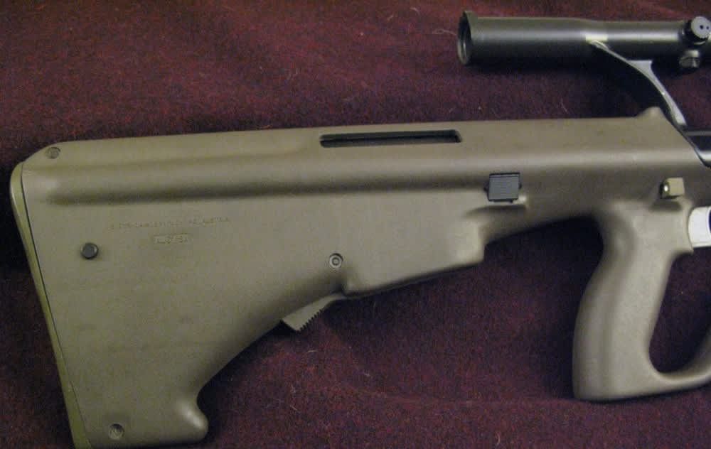 PRE BAN Steyr AUG With 3 original magazines