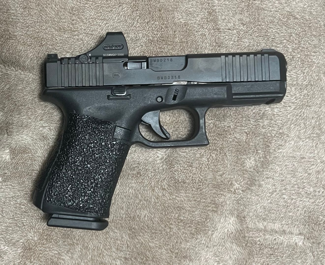 Glock 19 Gen 5 with Holosun SCS