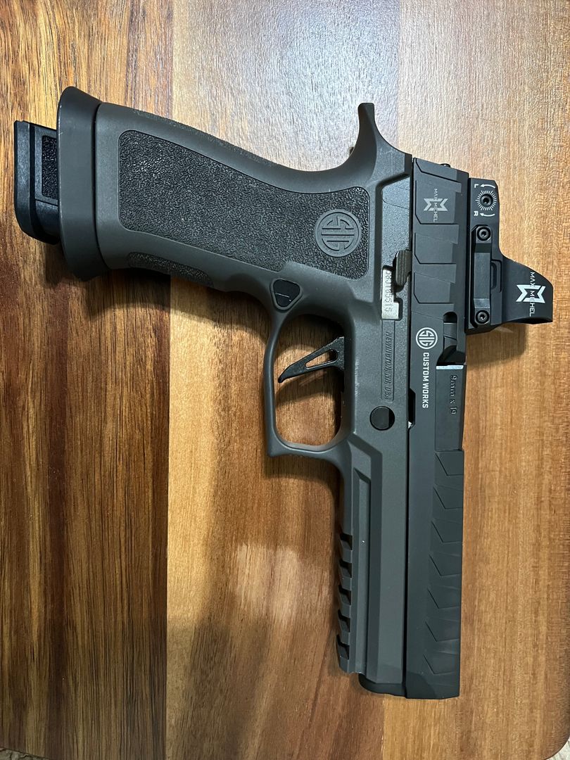 SIG SAUER P320 MAX Michel 9mm w/ Romeo 3 Max