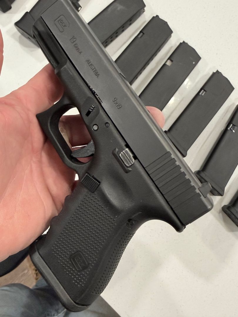 Glock 19 gen 4 2