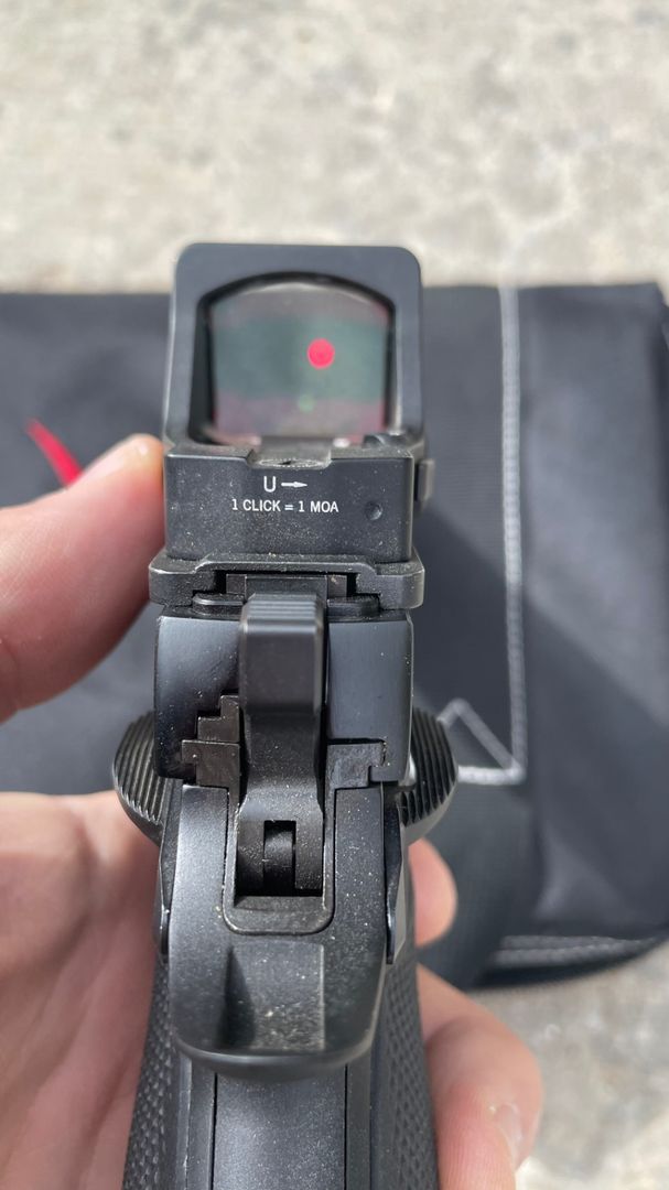 Dan Wesson DWX with Vortex Defender XL red dot 2