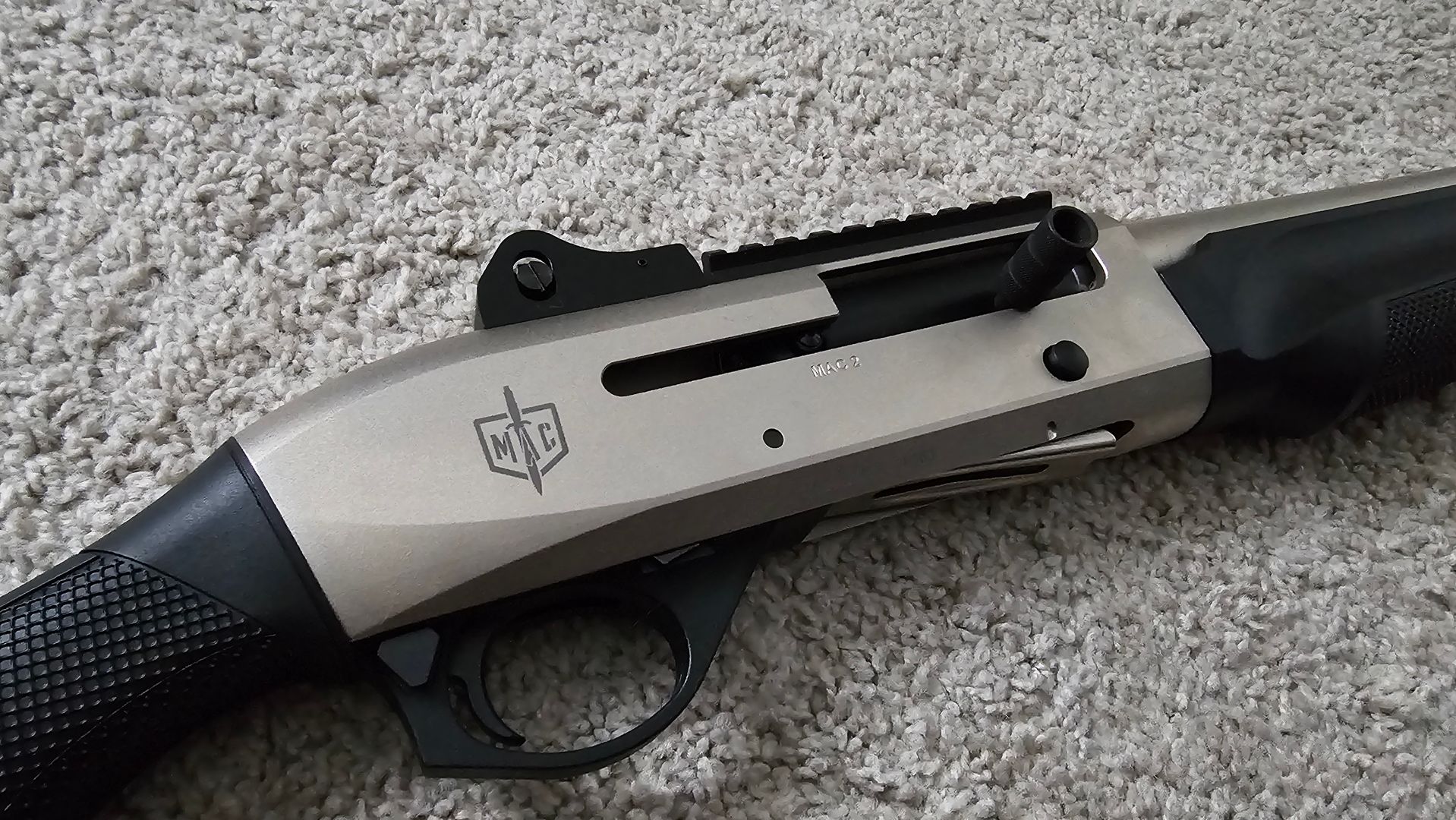 MAC M2 2