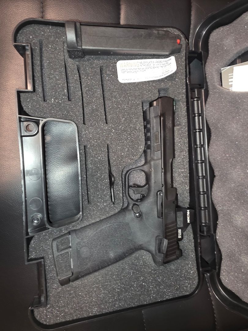 S&W 22 Magnum & 407k