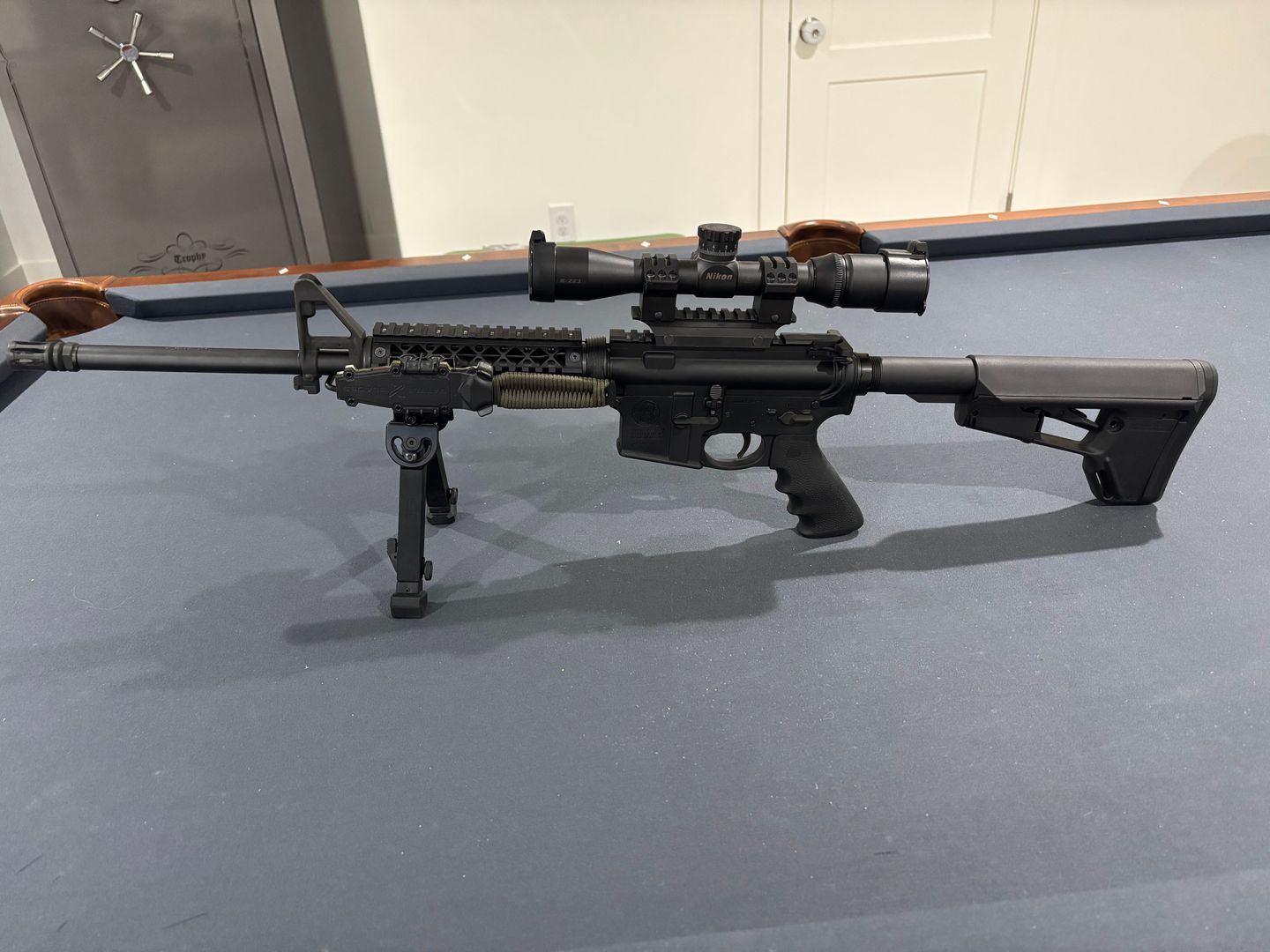 AR-15 S&W 223.