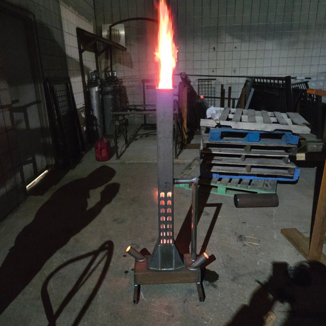 Smudge pots and rocket stoves  3