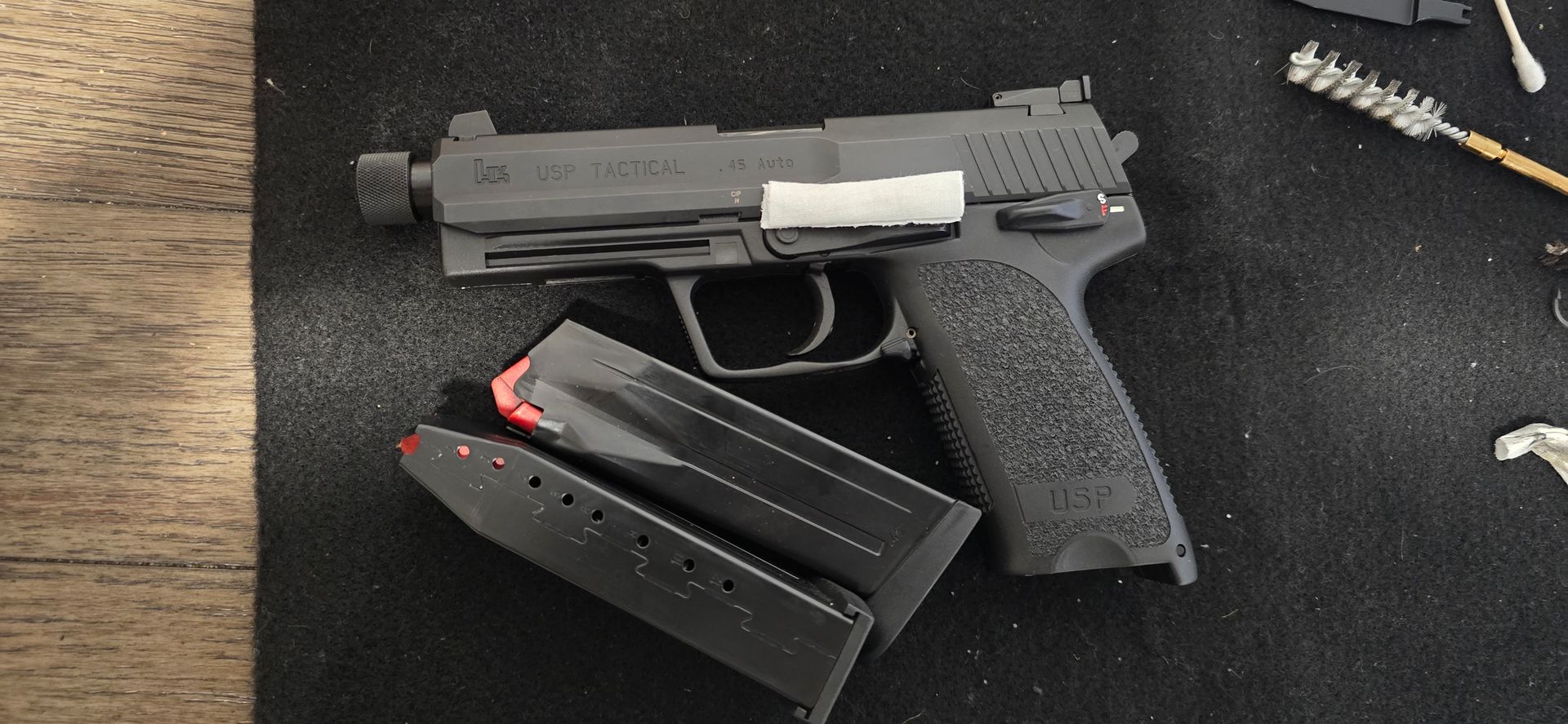 HK 45 USP Tactical 2