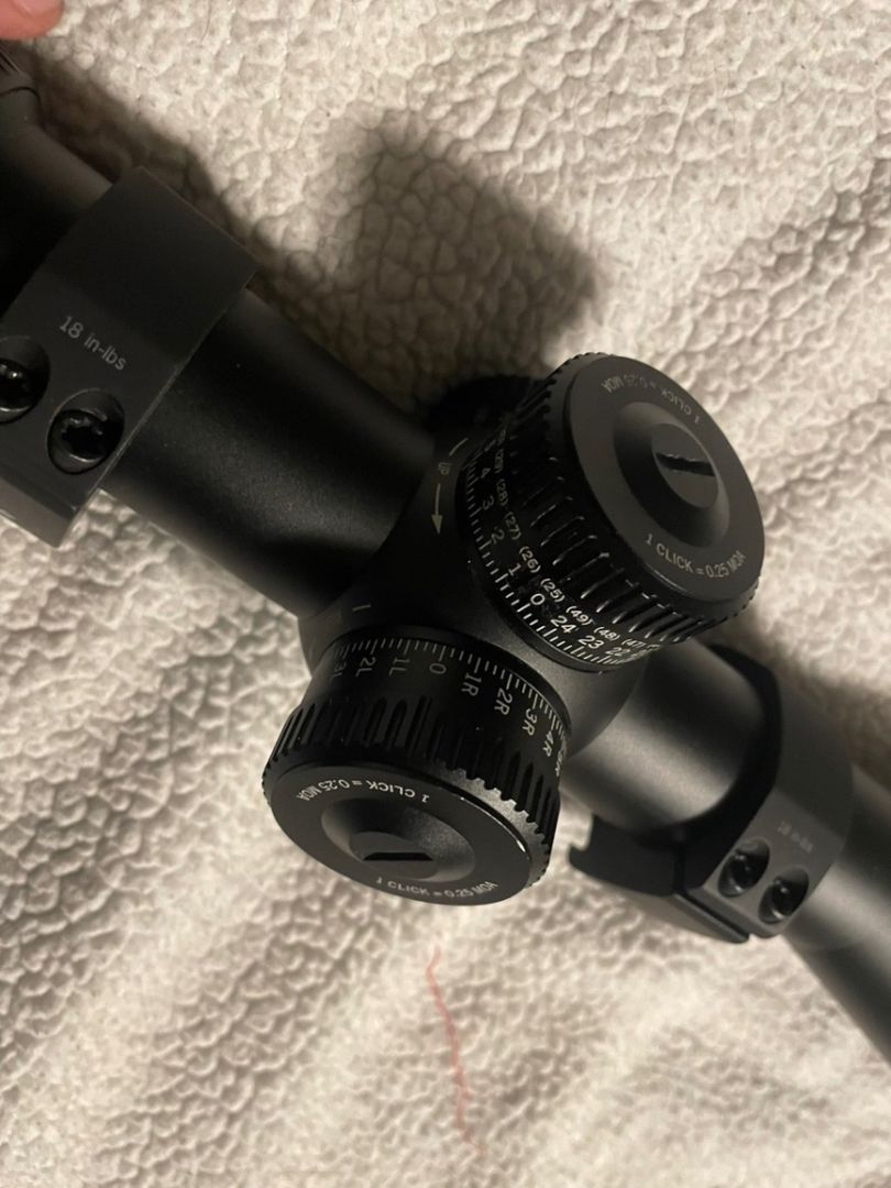 Venom 5-25x56 FFP with vortex precision matched scope rings 2