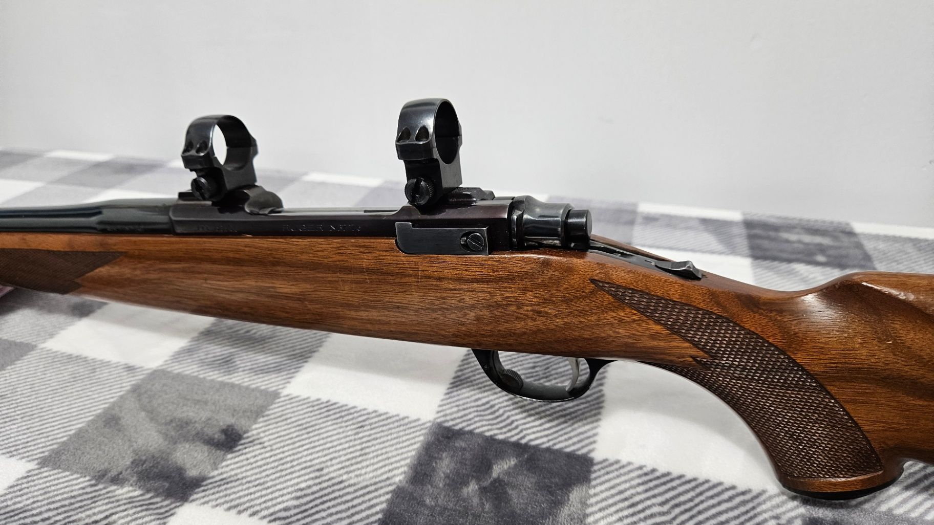 Ruger M-77 4