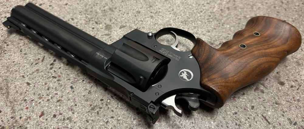 NIGHTHAWK CUSTOM KORTH MONGOOSE 44 MAGNUM 6" Revolver .44 MAG 1145 2